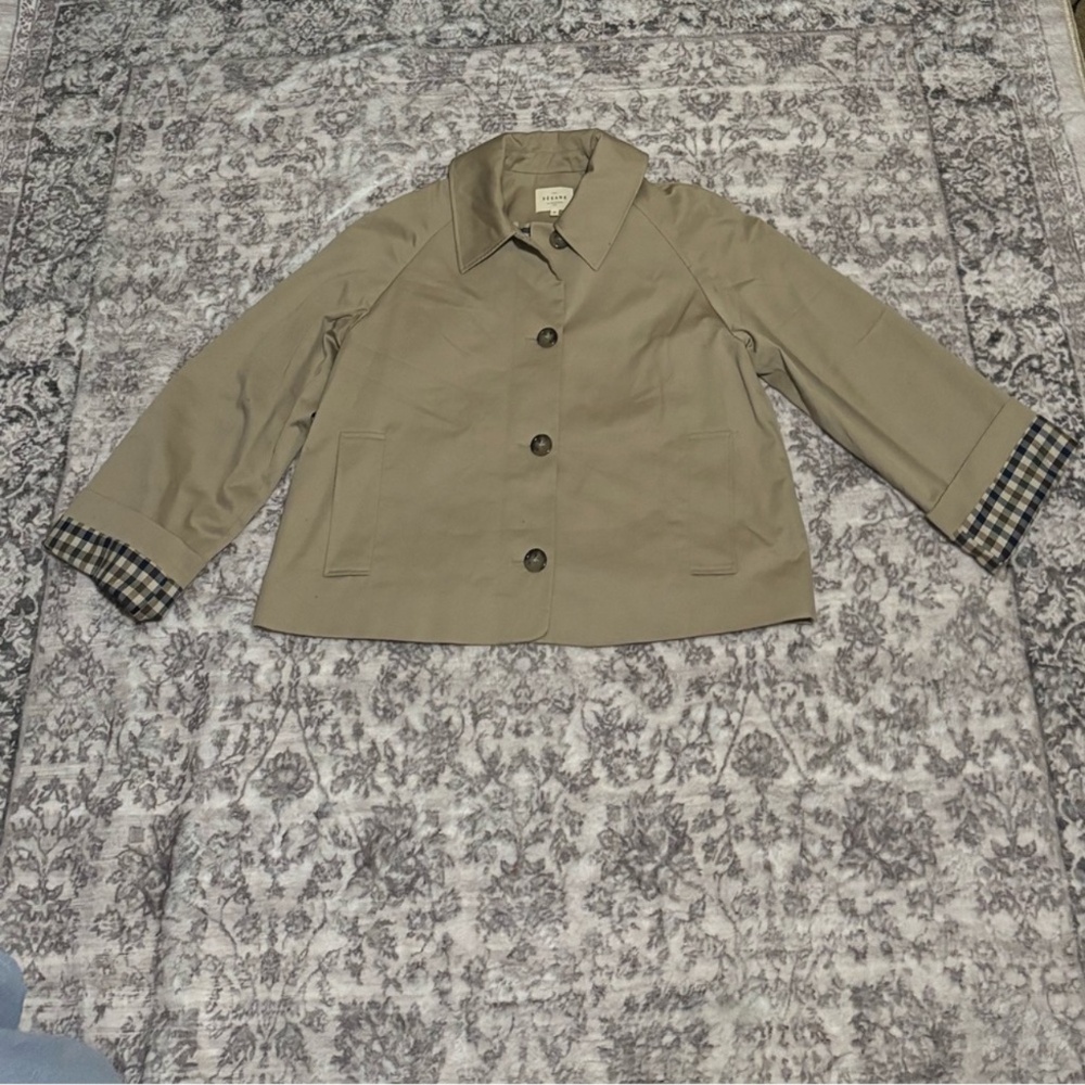 Sezane Bobby Jacket in light beige Trench Coat - Picture 2 of 9
